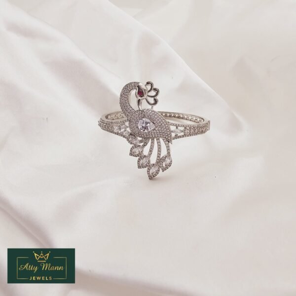 Peacock Zircon - Image 3