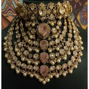 Nayab necklace 1