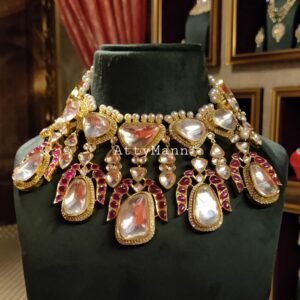 Noor e Zever royale 1